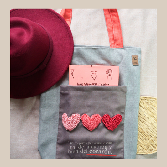 3. ToteBag Corazones